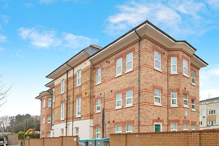 2 Bedroom Flat To Rent In Lorne Park Road, Bournemouth, BH1
