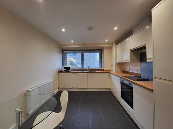 2 Bedroom Flat To Rent In St Peters Square, City Centre, Aberdeen, AB24