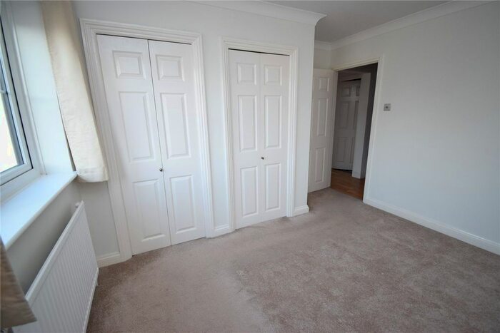 1 Bedroom Flat To Rent In Iona Crescent, Iona Crescent, Cippenham, Berkshire SL1