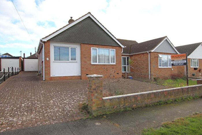 1 Bedroom Bungalow For Sale In Slade Road, Holland On Sea, CO15
