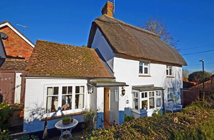 2 Bedroom Cottage For Sale In Long Crendon, Buckinghamshire, HP18