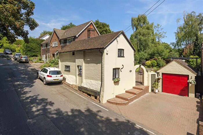3 Bedroom Detached House For Sale In Cornmill Cottage, Chequers Hill, Doddington, ME9
