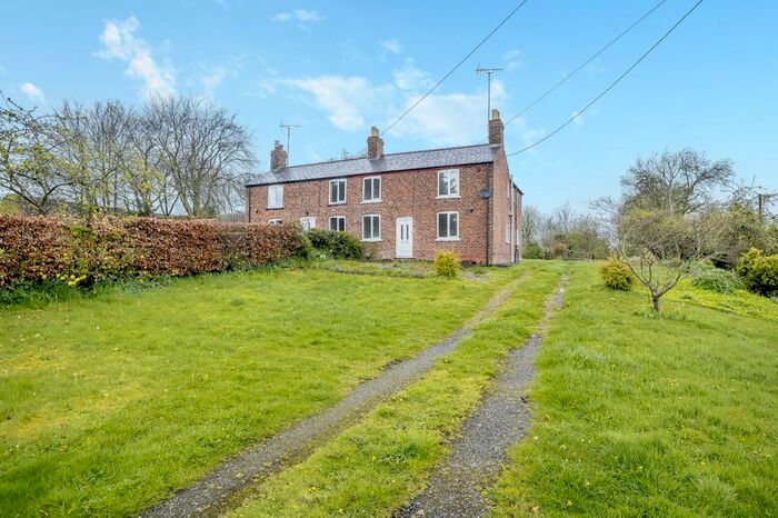 3 Bedroom Semi-Detached House For Sale In Wervin Road, Wervin, Chester, Cheshire, CH2