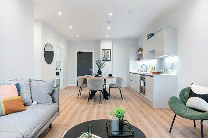 1 Bedroom Apartment To Rent In The Hyde, London, NW9