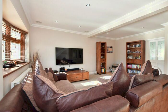 2 Bedroom Semi-Detached Bungalow For Sale In First Avenue, Billericay, Essex, CM12