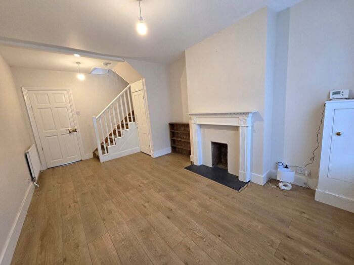 3 Bedroom End Of Terrace House To Rent In St. John`S Road, Faversham, ME13