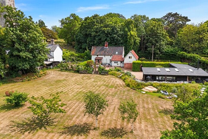 5 Bedroom Detached House For Sale In Redenhall, Harleston, IP20