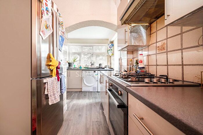 3 Bedroom End Of Terrace House For Sale In Charlton Road, Kenton, Harrow, HA3
