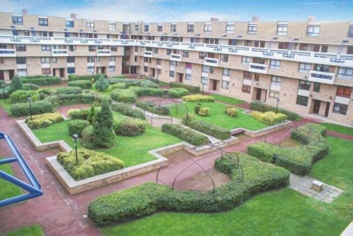 4 Bedroom Maisonette For Sale In Wellington Court, Washington, NE37
