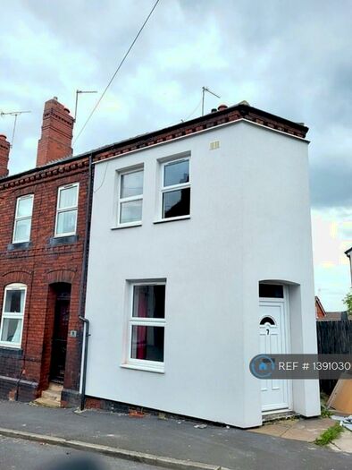 1 Bedroom Terraced House To Rent In Barras Garth Road, Leeds, LS12