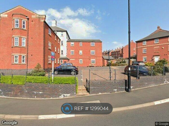 2 Bedroom Flat To Rent In Horseshoe Crescent, Birmingham B43