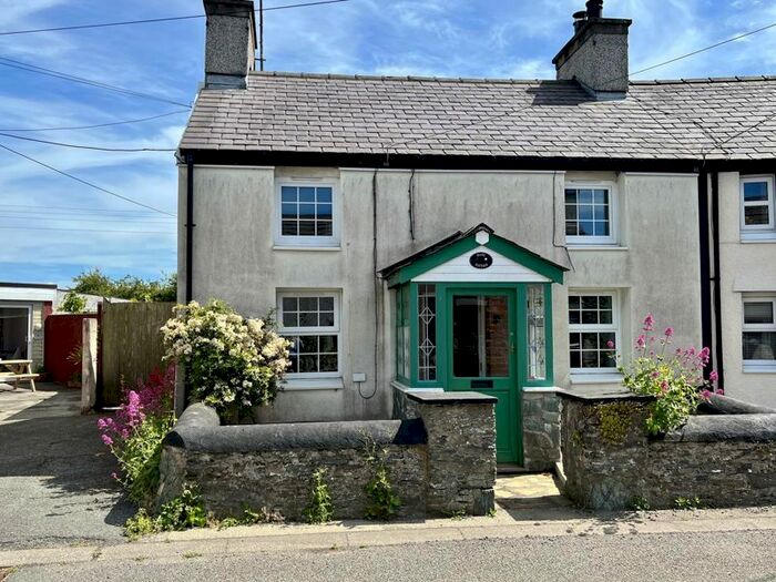 3 Bedroom Cottage For Sale In Llanddeusant, Holyhead, LL65