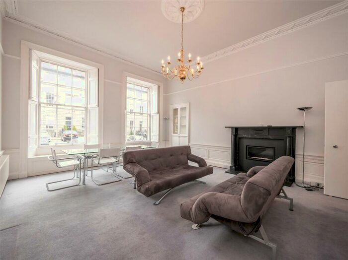 2 Bedroom Flat To Rent In Great King Street, Edinburgh, Midlothian, EH3