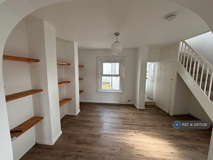 2 Bedroom End Of Terrace House To Rent In Mount Pleasant Road, Folkestone, CT20