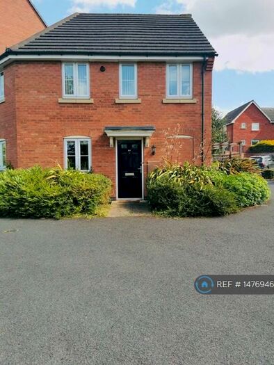 2 Bedroom Maisonette To Rent In Padside Close, Hamilton, Leicester, LE5