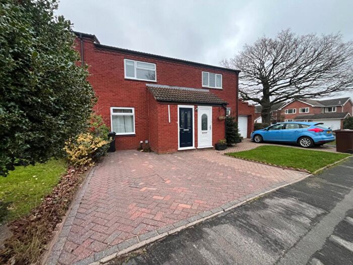 2 Bedroom Terraced House To Rent In Rainsbrook Drive, Shirley, Solihull, West Midlands, B90