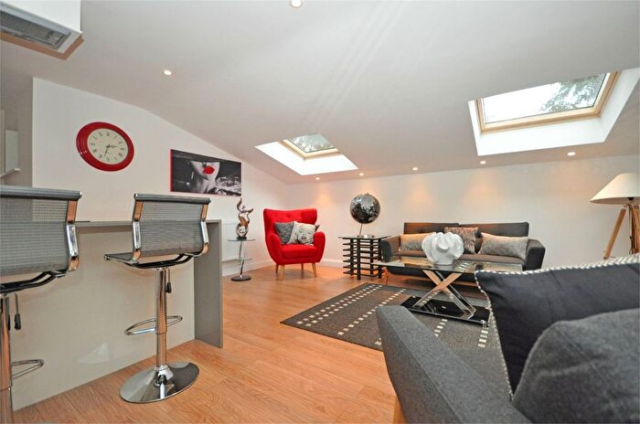 2 Bedroom Flat To Rent In Eagle Court, Montpellier, Cheltenham, GL50