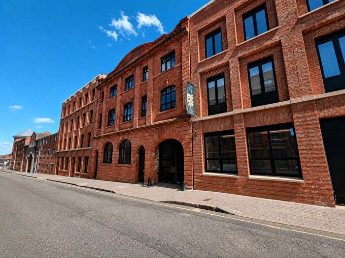 2 Bedroom Apartment To Rent In Pressworks, - Northwood Street, Birmingham, West Midlands, B3