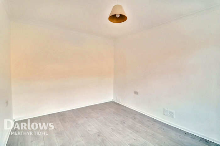 3 Bedroom Terraced House To Rent In East Road, Ferndale, CF43