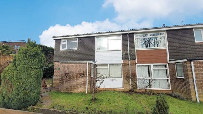 2 Bedroom Flat To Rent In Bankside, Banbury, Oxon, OX16