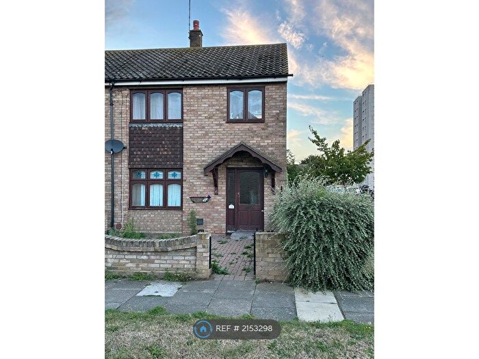 3 Bedroom Semi-Detached House To Rent In Milford Road, Grays, RM16