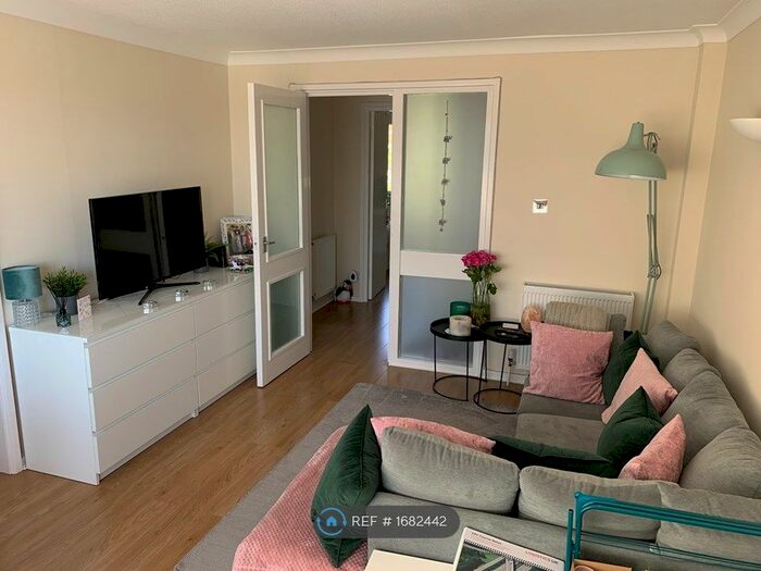 1 Bedroom Flat To Rent In Westmoreland Road, Bromley, BR2