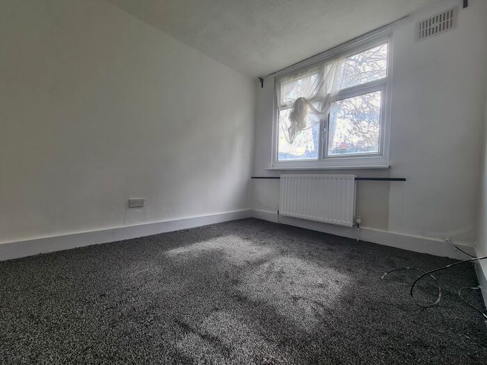 2 Bedroom Flat To Rent In Fortunegate Road, London, NW10