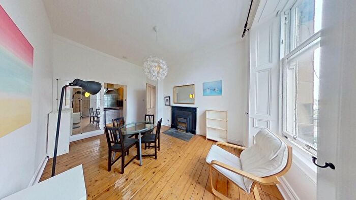 1 Bedroom Flat To Rent In Bellevue Crescent, Edinburgh, EH3