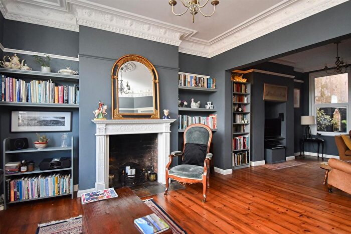 5 Bedroom Terraced House For Sale In Wellington Road, Hastings, TN34