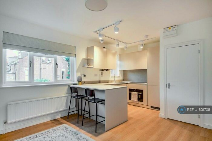 1 Bedroom Flat To Rent In Highgate, London, N6