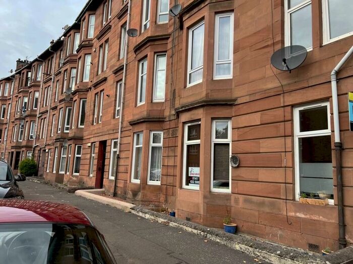 2 Bedroom Flat To Rent In /, Cathcart Road, Glasgow, G42