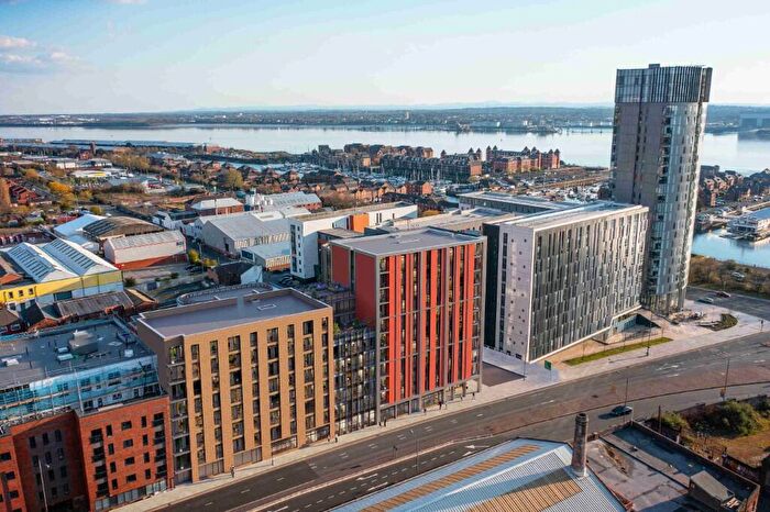 2 Bedroom Apartment For Sale In The Summit, Liverpool Baltic Triangle, L8