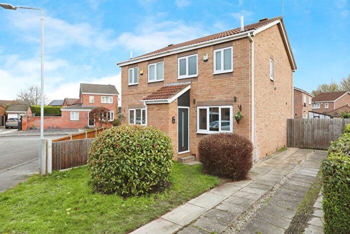 2 Bedroom Semi-Detached House For Sale In Pasture Close, Worksop, S80
