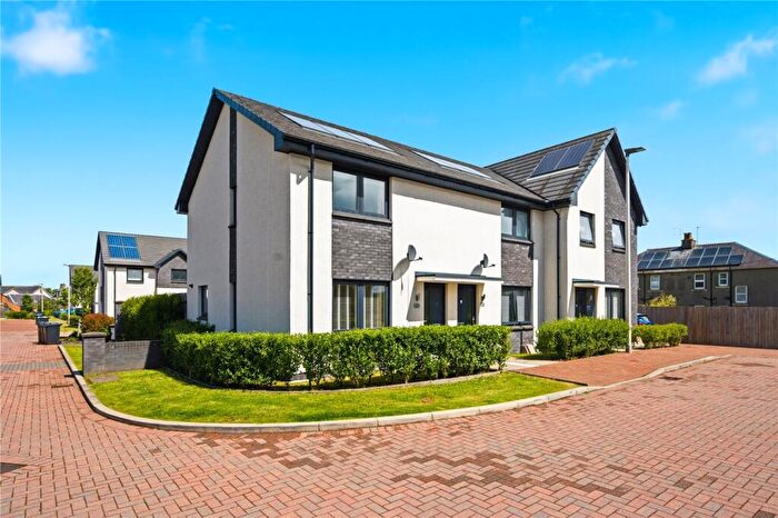 2 Bedroom End Of Terrace House For Sale In Kennedy Court, Stirling, Stirlingshire, FK7