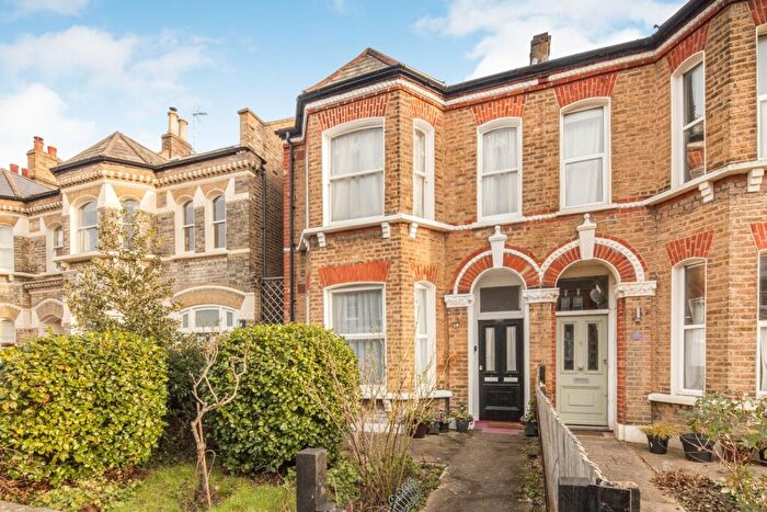 2 Bedroom Flat To Rent In Friern Road East Dulwich, SE22