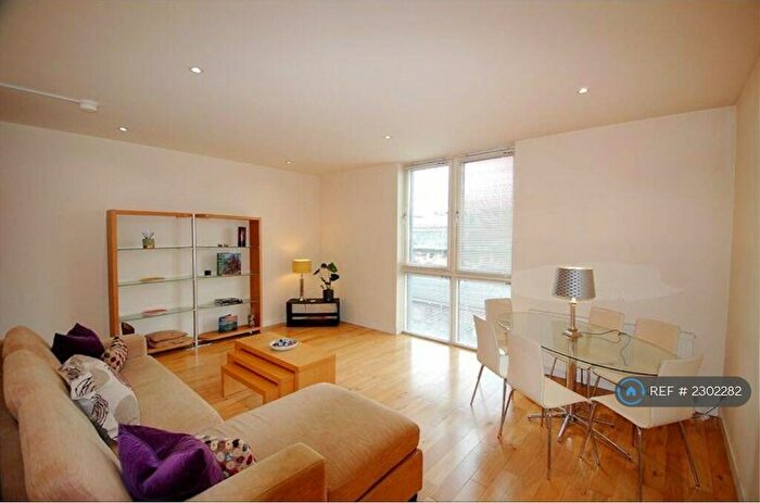 1 Bedroom Flat To Rent In Oswald Street, Glasgow, G1