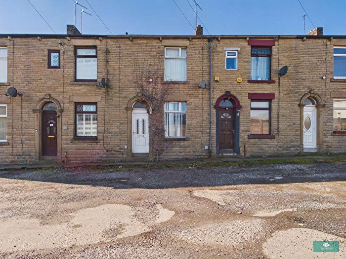 2 Bedroom Terraced House For Sale In Wild Street, Oldham, OL2