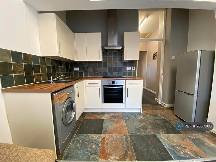 1 Bedroom Flat To Rent In Dartford Road, Leicester, LE2