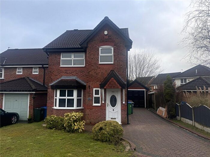 3 Bedroom Detached House To Rent In Oakshaw Drive, Norden, Rochdale, OL12