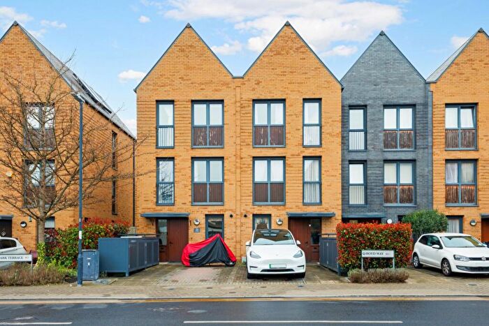 4 Bedroom Town House For Sale In Park Terrace, Tudway Road, SE3