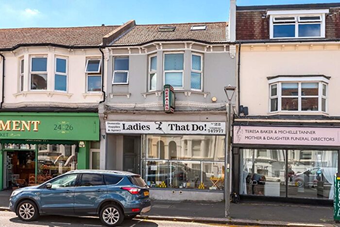 2 Bedroom Flat For Sale In Blatchington Road, Hove, BN3