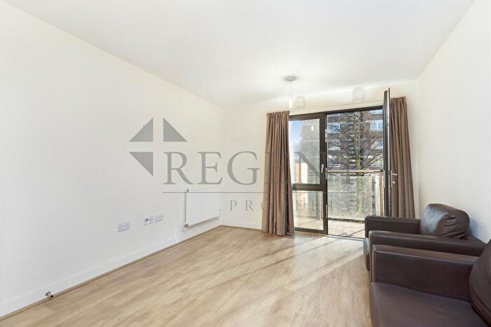 1 Bedroom Apartment To Rent In The Regent, Gwynne Road, SW11