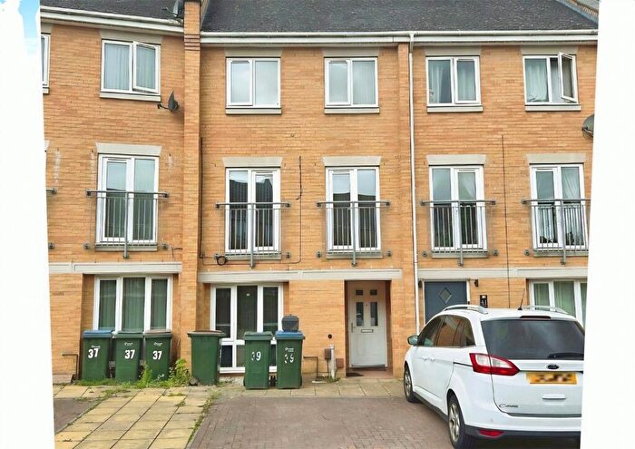 4 Bedroom Terraced House To Rent In Carroll Crescent, Stoke Heath, Coventry, CV2