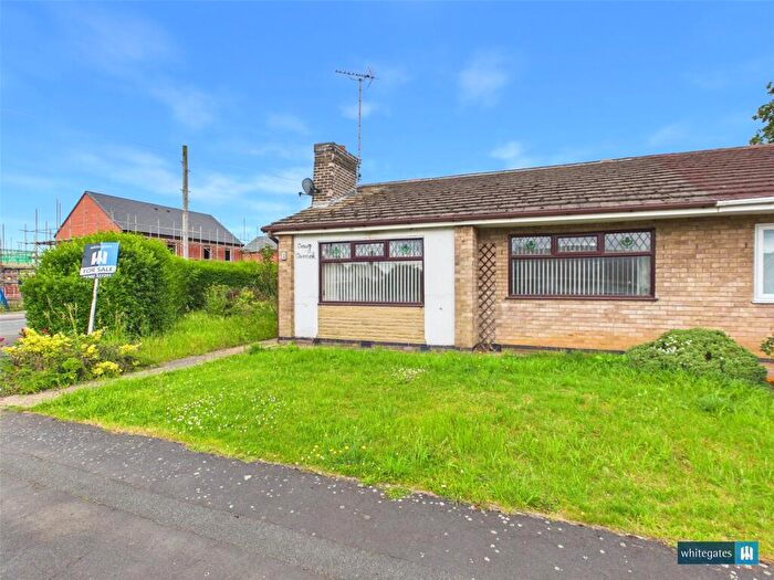 2 Bedroom Bungalow For Sale In Ashburton Close, Adwick-le-Street, Doncaster, South Yorkshire, DN6