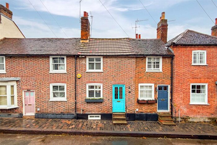 3 Bedroom Terraced House For Sale In Sopwell Lane, St. Albans, Hertfordshire, AL1