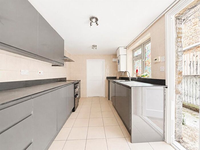 3 Bedroom Semi-Detached House To Rent In Featherstone Road, Southall, UB2