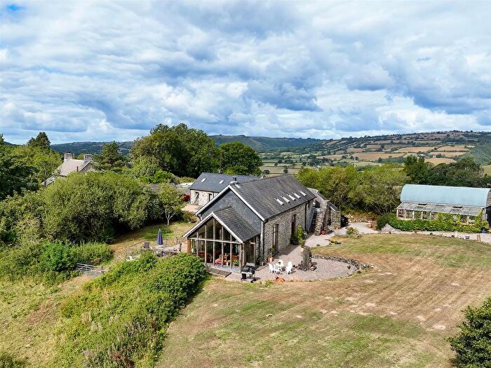 4 Bedroom Detached House For Sale In Taliaris, Llandeilo, SA19