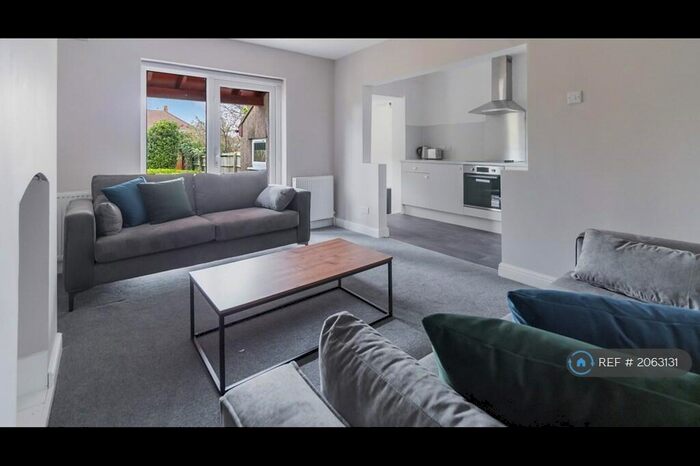 4 Bedroom Terraced House To Rent In Berry Lane, Bristol, BS7