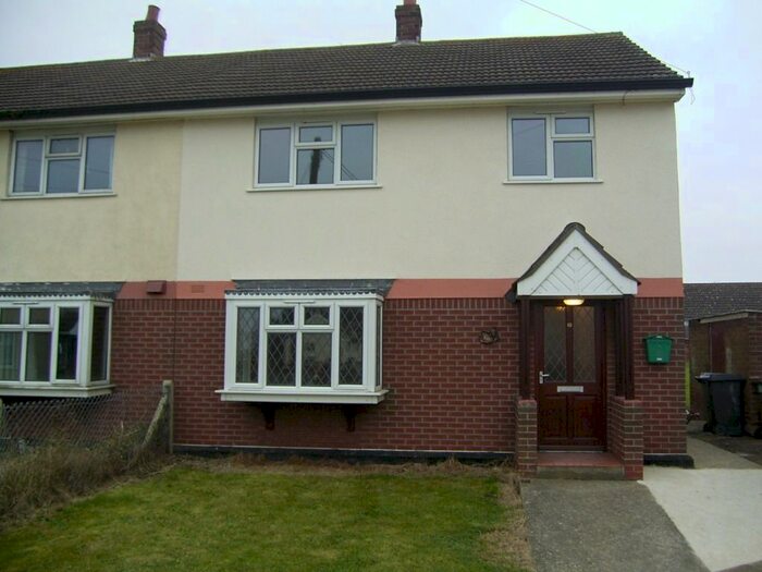 3 Bedroom Semi-Detached House To Rent In Castle View, Walcott, LN4