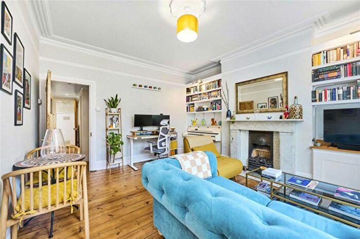 1 Bedroom Apartment For Sale In Tressillian Road, Brockley, SE4